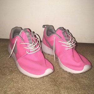 Pink Roshe Runs